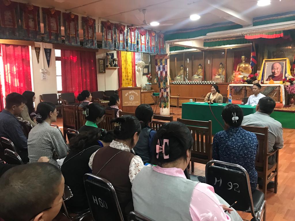 Read more about the article Resource Talk on Clinical Practice of Sowa-Rigpa At Men-Tsee-Khang Sowa-Rigpa Medical College Dharamsala