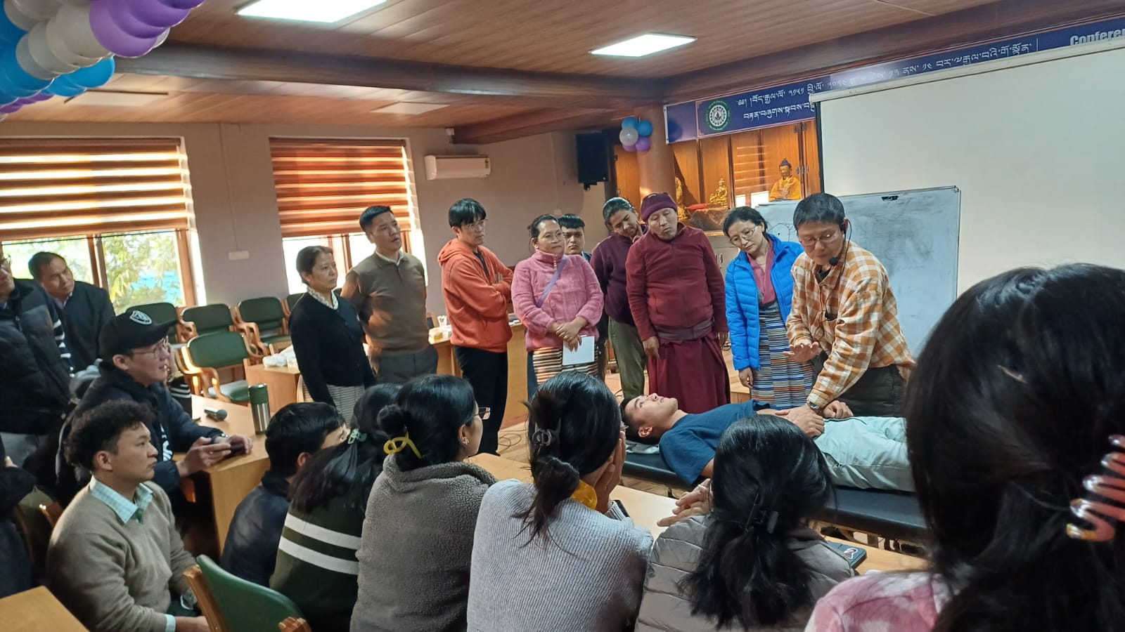 Read more about the article Resource Talk on Introduction to Japanese Style of Acupuncture and its Application at Men-Tsee-Khang Sowa-Rigpa Medical College